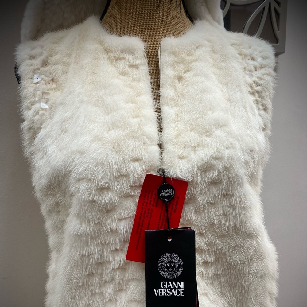 Versace Fur vest🔥